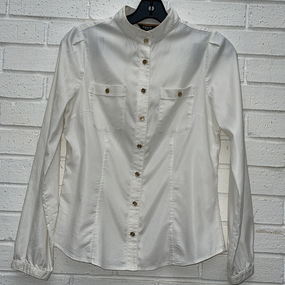 Woman’s prich button down shirt